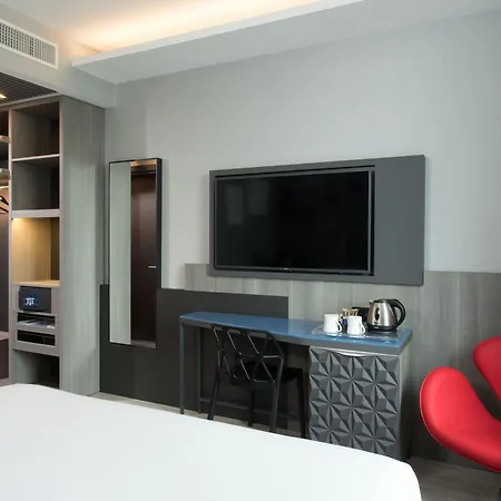 Iq 4* Milan