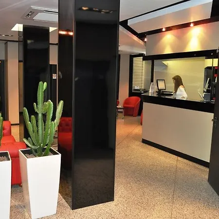Iq Hotel Mediolan