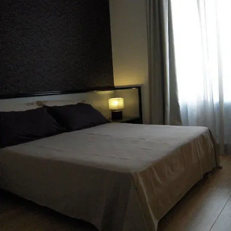 Hotel Iq
