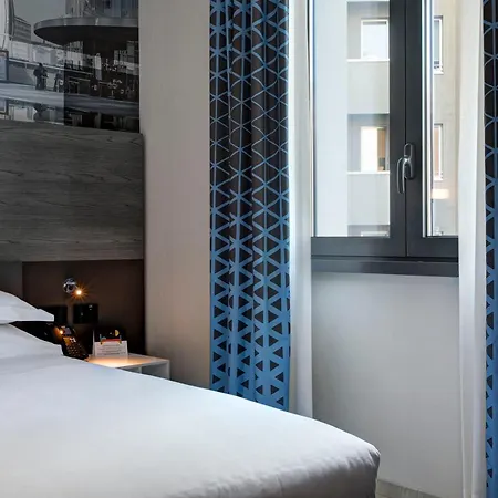 Hotel Iq