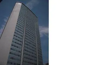 Iq Hotel